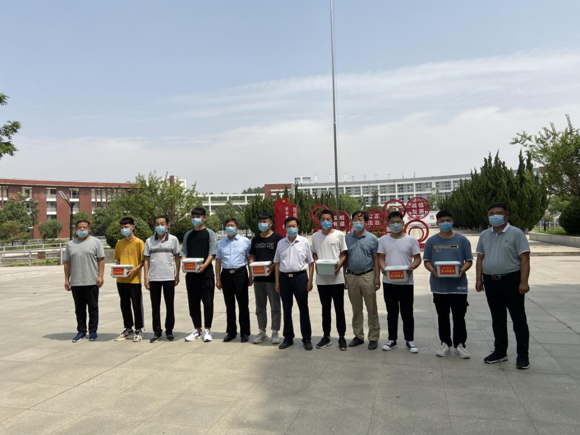 f7ee2a3c270d152bfd52748b27e772d